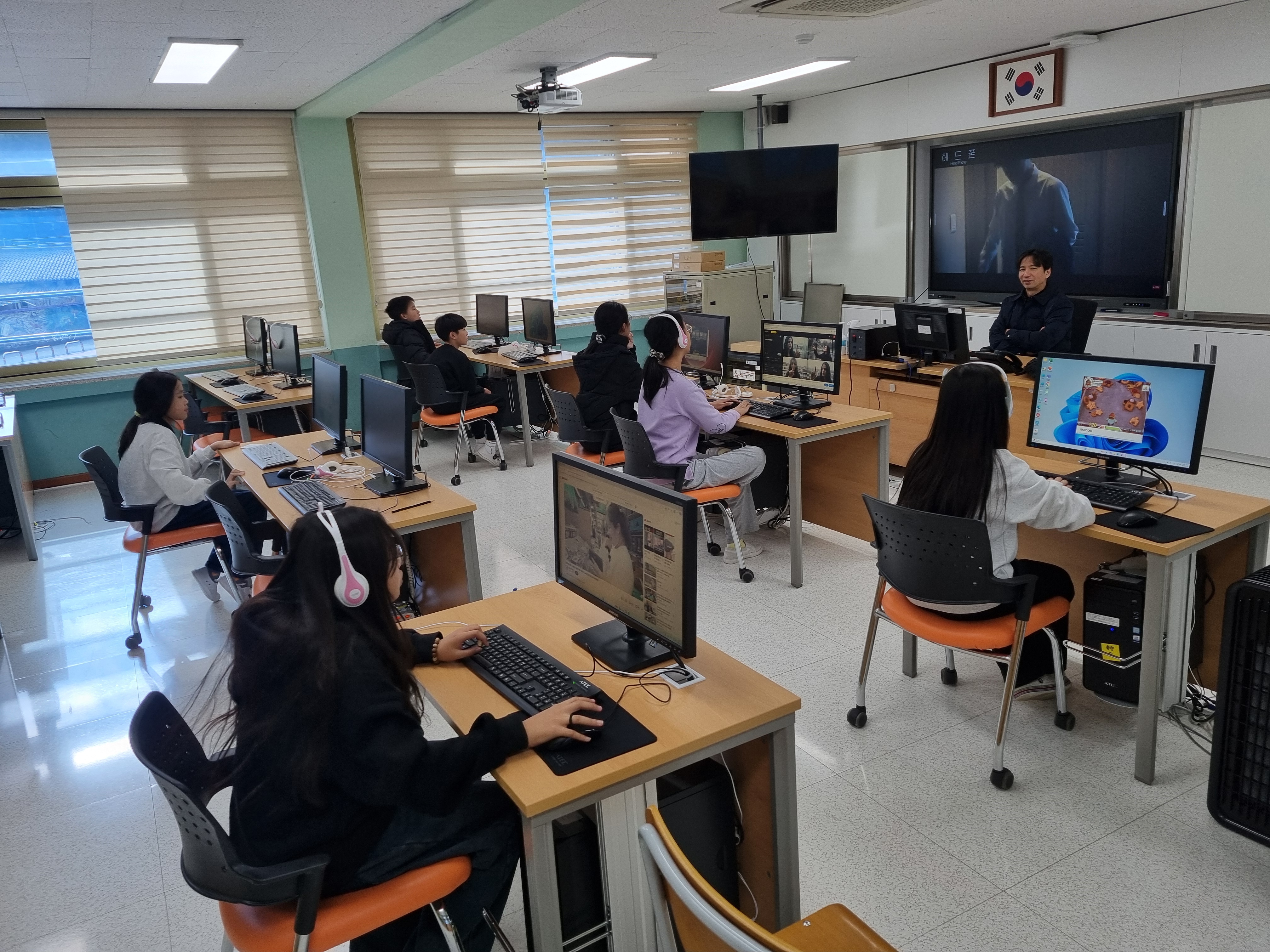 2025 현직Pd가 알려주는 AI 영상제작 치트키 교과연계 수업 실시 사진